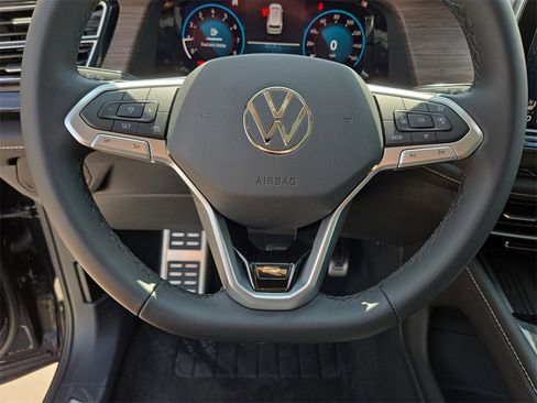 New 2025 Volkswagen Atlas SEL Premium R-Line image 23