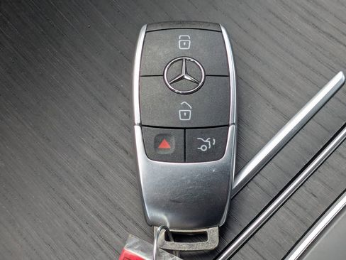 Certified 2022 Mercedes-Benz GLC 300 4MATIC image 25