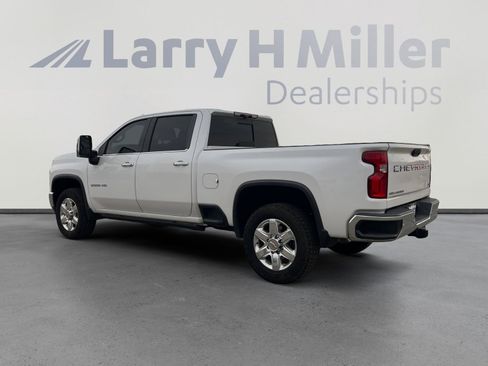 Used 2021 Chevrolet Silverado 2500 LTZ image 3