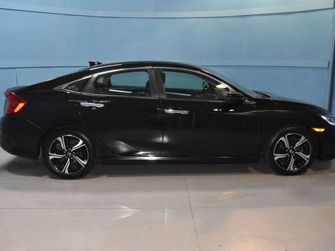 Used 2016 Honda Civic Touring image 21