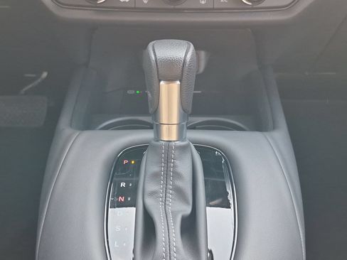 Certified 2026 Honda HR-V LX image 19