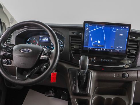 Used 2023 Ford Transit 350 XLT image 18