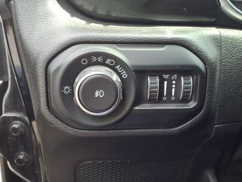 Used 2020 Jeep Wrangler Unlimited Sport AWD/4WD image 14