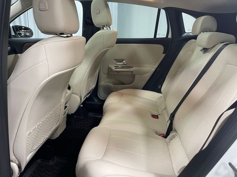 Used 2022 Mercedes-Benz GLA 250 4MATIC image 25