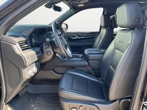 Used 2021 GMC Yukon Denali w/ Denali Ultimate Package AWD/4WD image 10