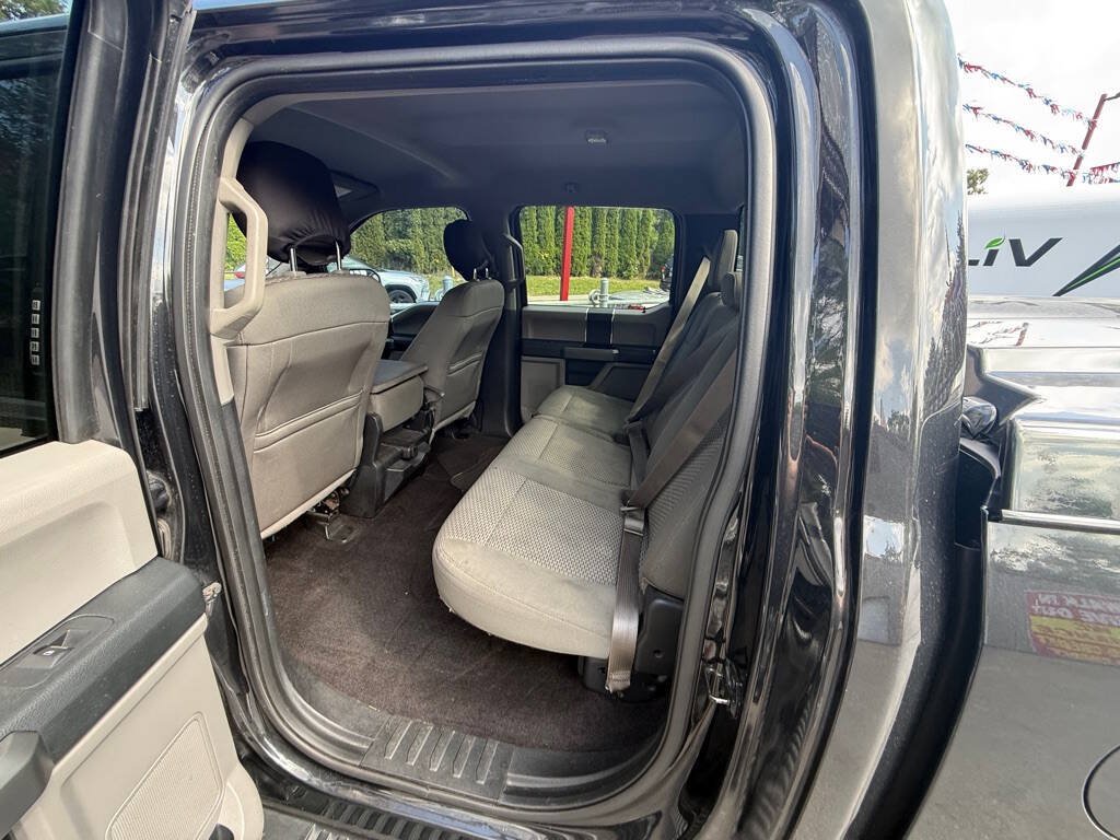 Used 2015 Ford F150 XLT w/ Equipment Group 301A Mid AWD/4WD image 9