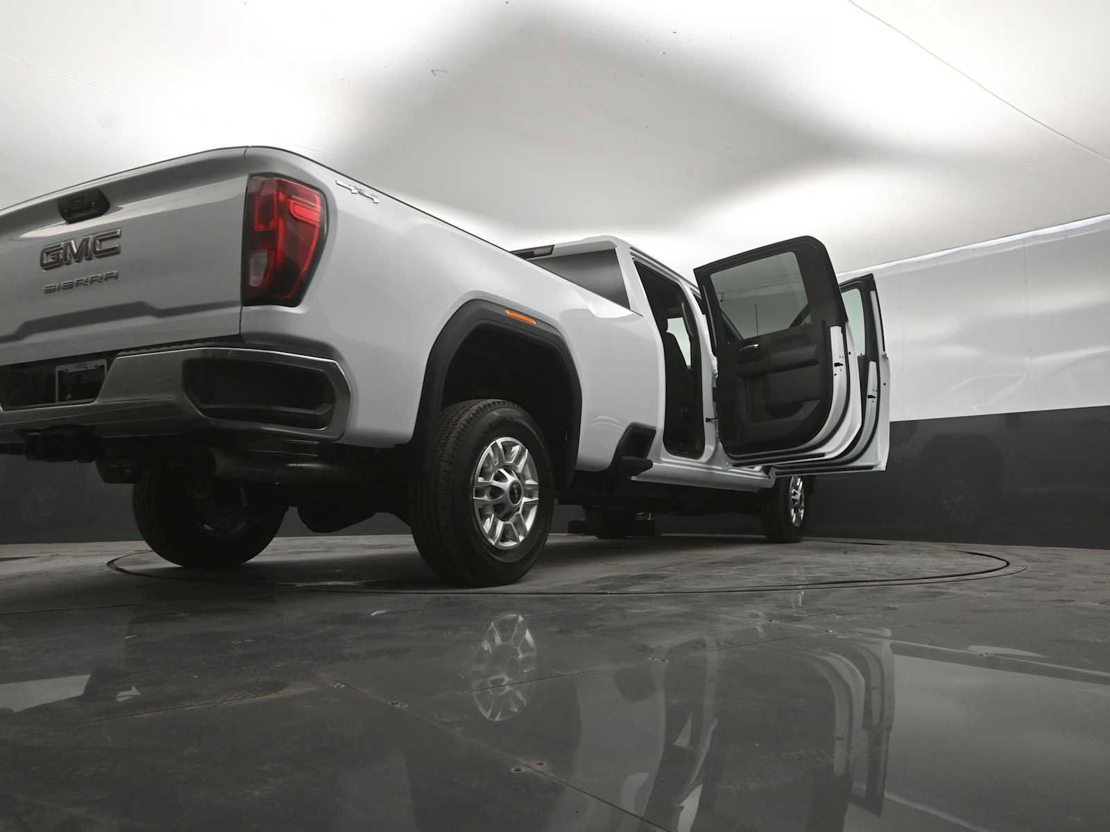 Used 2026 GMC Sierra 2500 Pro w/ Convenience Package AWD/4WD image 44