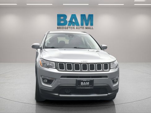 Used 2021 Jeep Compass Limited image 3