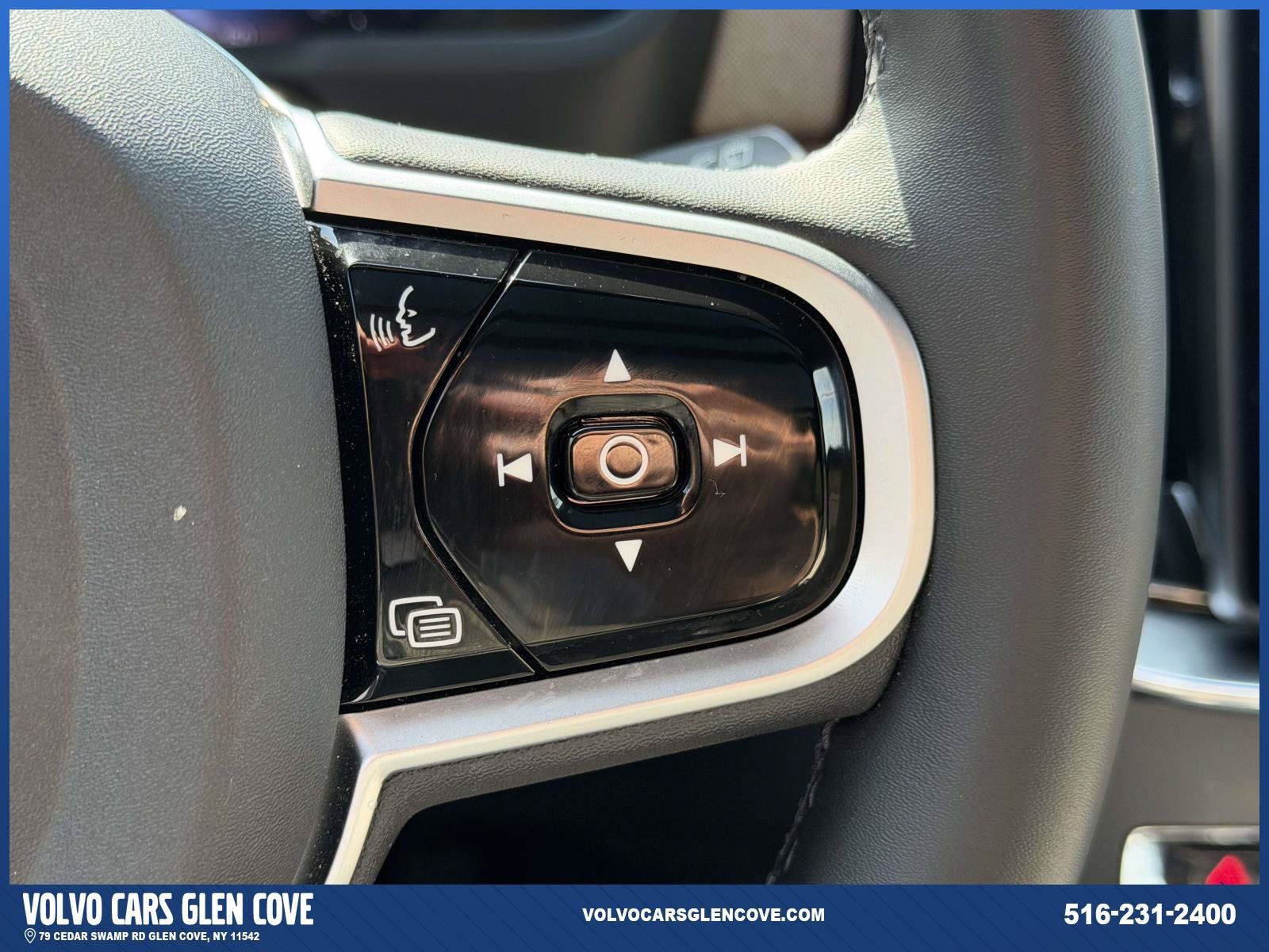 Used 2026 Volvo XC90 B5 Plus w/ Protection Package Premier AWD/4WD image 24