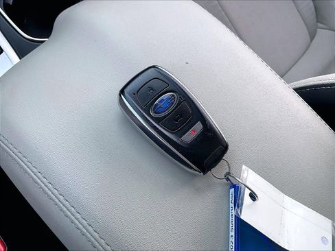 Used 2023 Subaru Ascent Premium w/ Convenience Package image 28