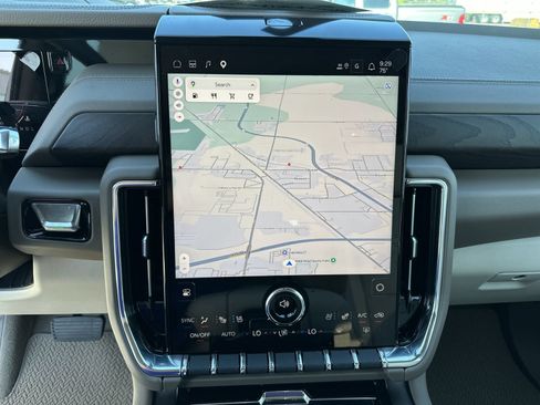 New 2026 GMC Yukon Denali w/ Advanced Technology Package AWD/4WD image 14