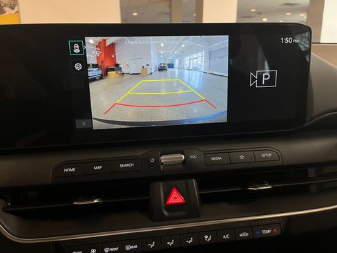 Used 2025 Kia K4 LXS image 23