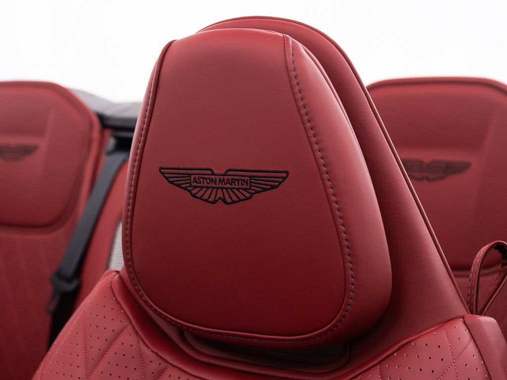 Used 2025 Aston Martin DB12 Convertible RWD image 25
