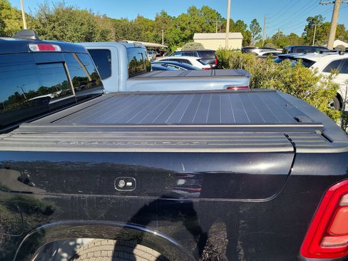 Used 2019 RAM 1500 Limited image 7