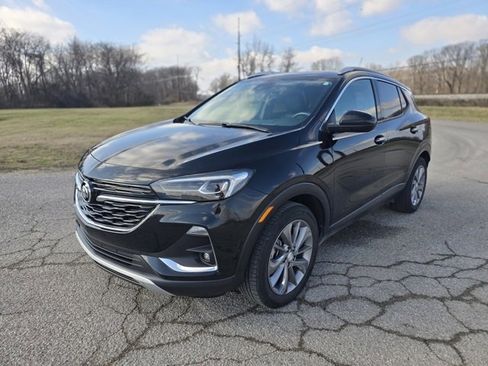 Used 2023 Buick Encore GX Essence w/ Experience Buick Package image 1