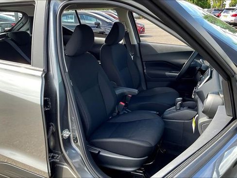 New 2025 Nissan Kicks Play S image 24