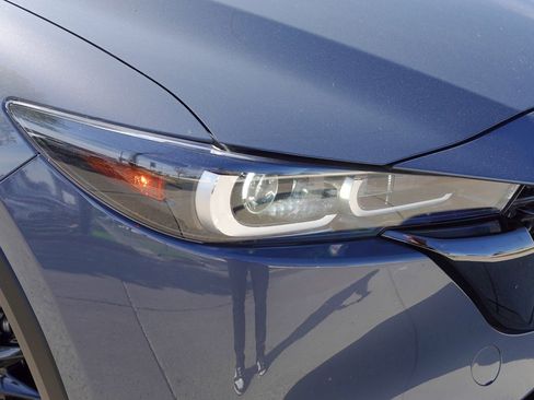 Used 2023 MAZDA CX-5 Carbon Edition image 2