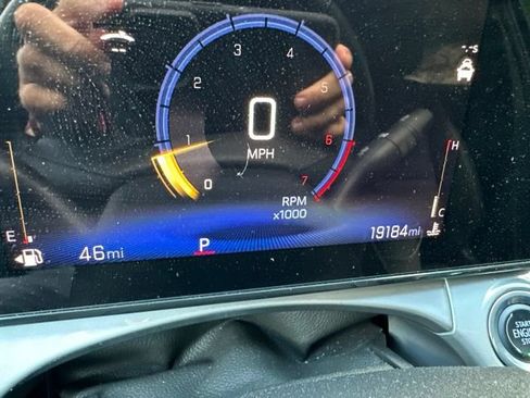 Used 2024 Chevrolet Trax LT w/ Driver Confidence Package FWD image 11