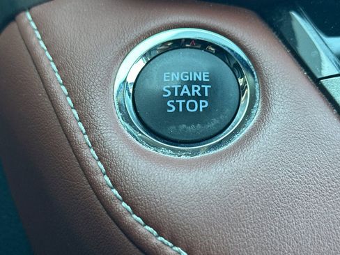 Used 2014 Toyota RAV4 Limited w/ Technology Package image 34