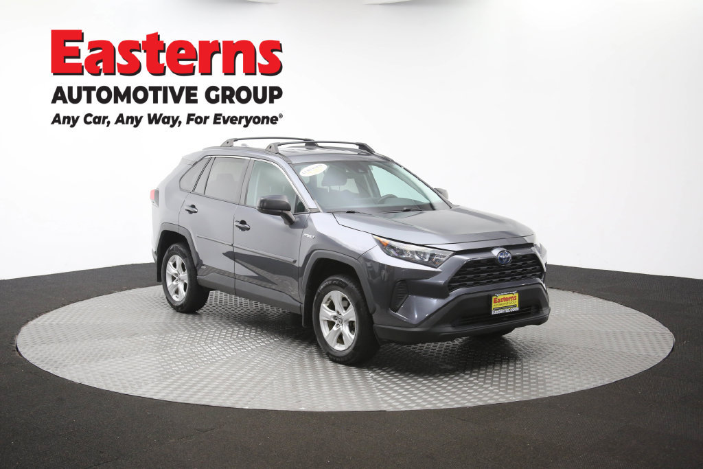 Used 2021 Toyota RAV4 LE w/ Carpet Mat Package (TMS) AWD/4WD image 51