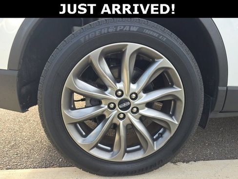 Used 2020 Lincoln Corsair FWD w/ Premium Package image 6