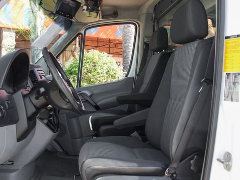 Used 2012 Mercedes-Benz Sprinter 3500 image 25