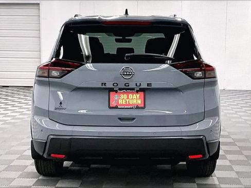 New 2026 Nissan Rogue Dark Armor FWD image 4