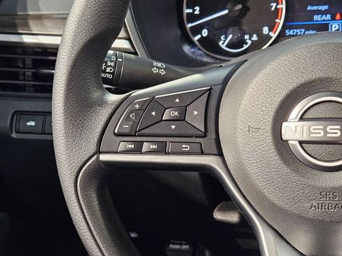 Used 2025 Nissan Altima 2.5 SV FWD image 26