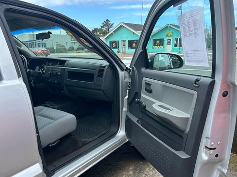 Used 2008 Dodge Dakota ST RWD image 19