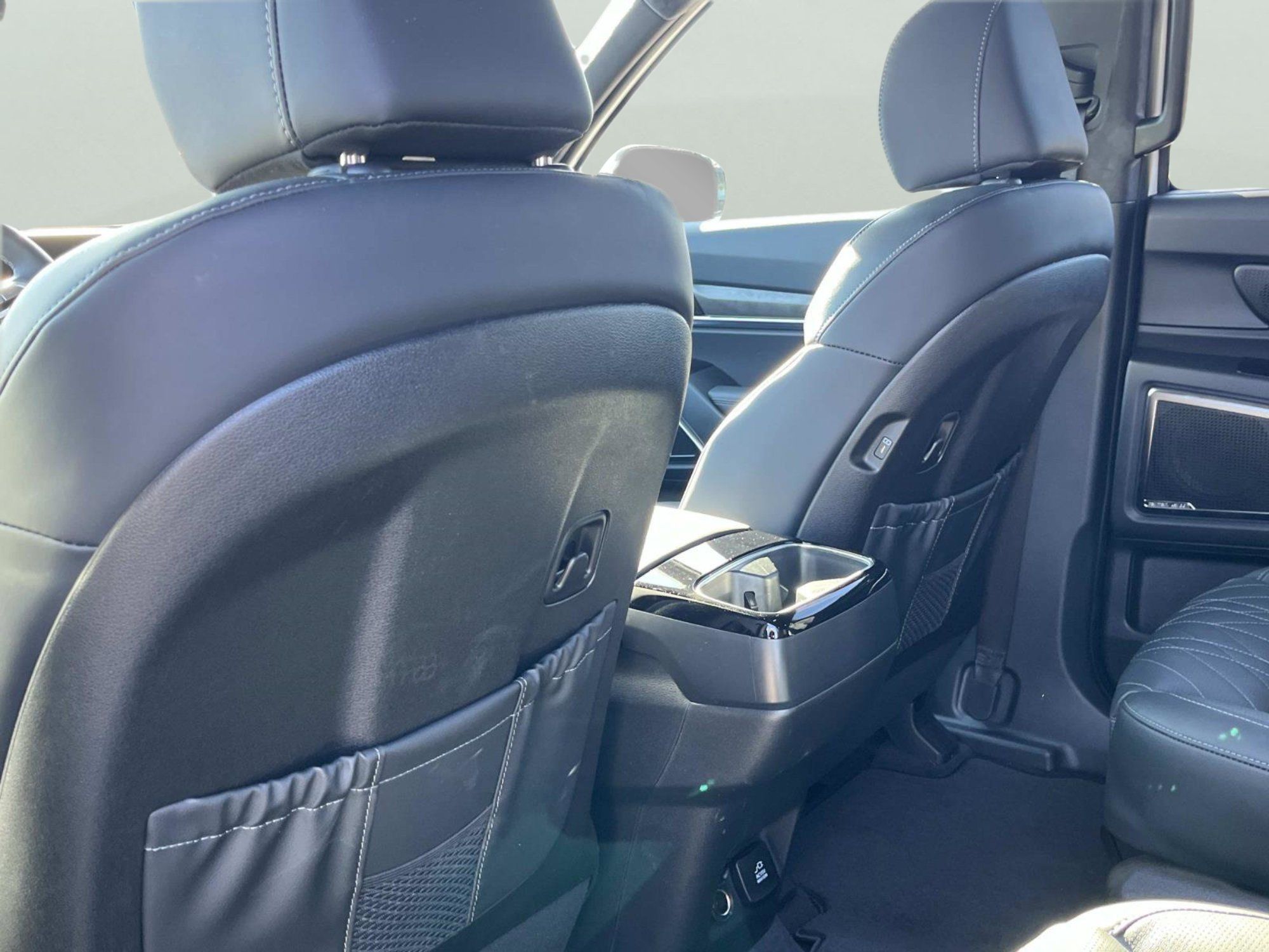 New 2025 Kia Telluride SX Prestige X-Line AWD/4WD image 17