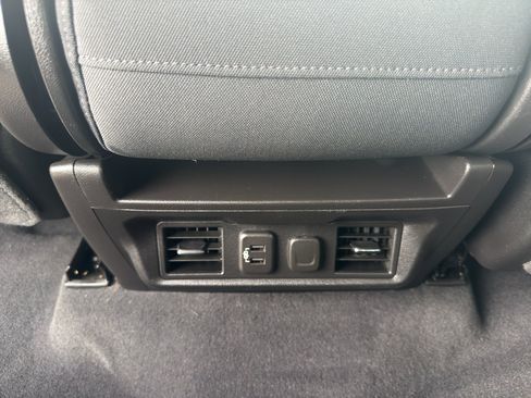 Certified 2019 Chevrolet Silverado 1500 LT w/ All-Star Edition AWD/4WD image 32