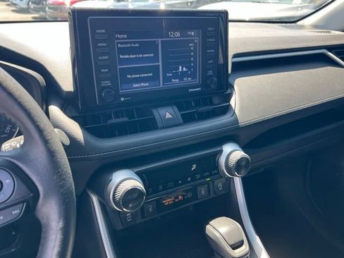 Used 2022 Toyota RAV4 XLE w/ Convenience Package AWD/4WD image 15