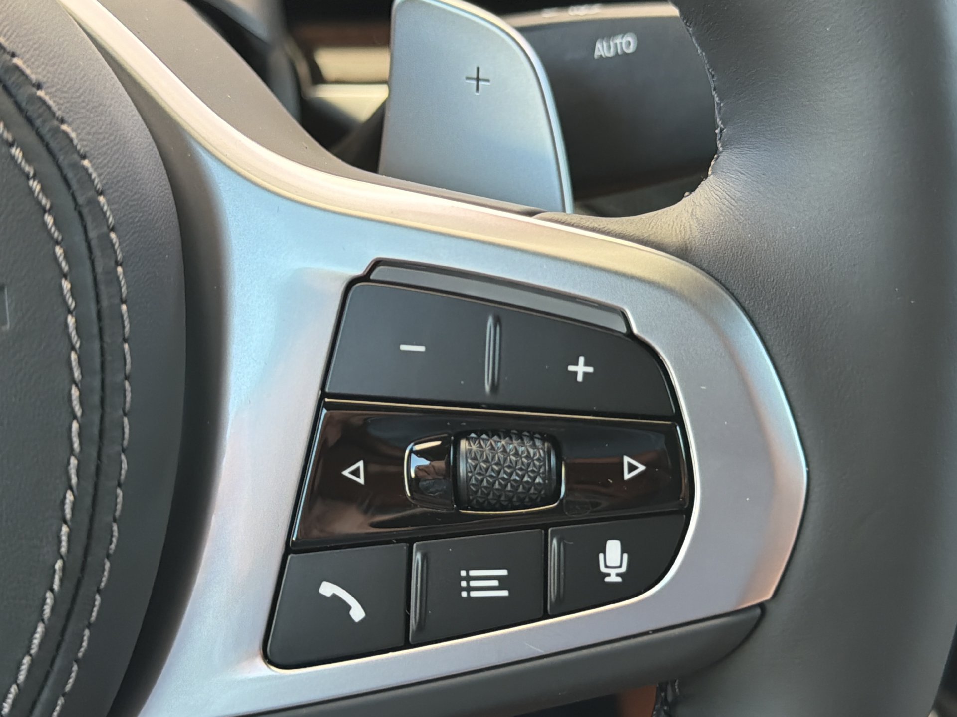 New 2027 BMW X6 xDrive40i AWD/4WD image 34