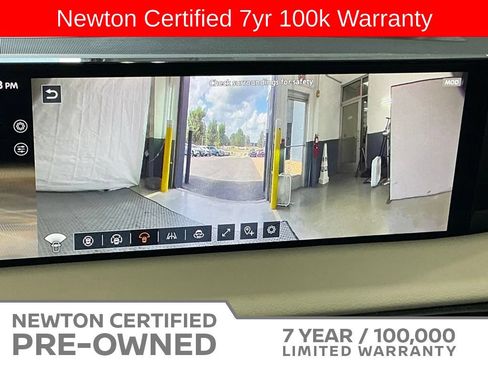 Used 2025 Nissan Armada Platinum w/ Convenience Package RWD image 18