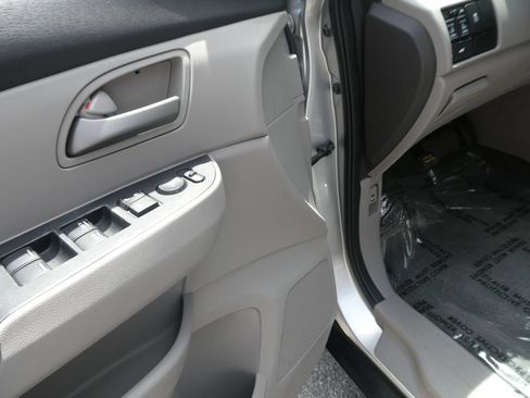 Used 2011 Honda Odyssey EX-L image 16