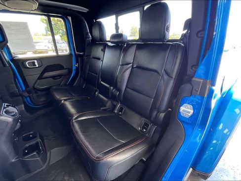 Used 2022 Jeep Gladiator Rubicon AWD/4WD image 23