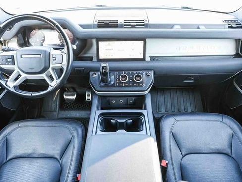 Used 2023 Land Rover Defender 110 SE AWD/4WD image 12