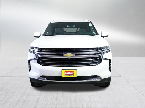 Used 2024 Chevrolet Tahoe LT w/ LT Signature Package AWD/4WD image 2