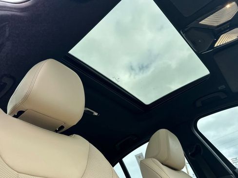 Used 2023 BMW 330e w/ Premium Package image 17