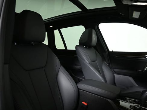 Used 2019 BMW X3 xDrive30i w/ Driving Assistance Package image 34