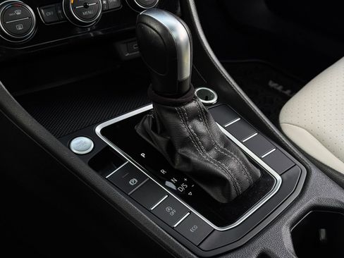 Used 2020 Volkswagen Jetta S image 23