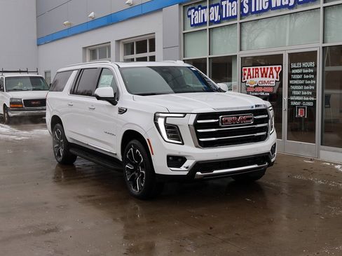 New 2026 GMC Yukon XL Elevation w/ Elevation Premium Package image 2