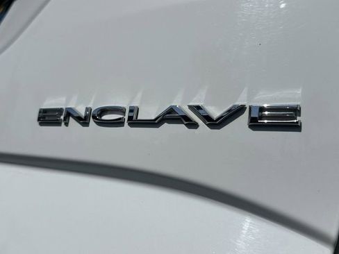 Used 2019 Buick Enclave Essence image 32