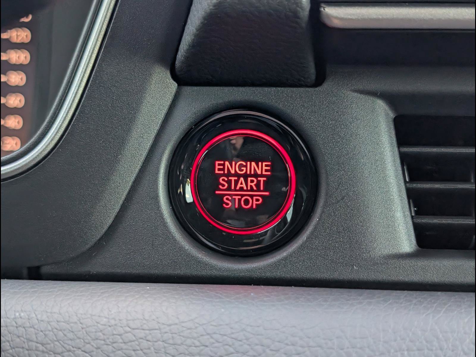 New 2026 Honda Pilot Black Edition image 12