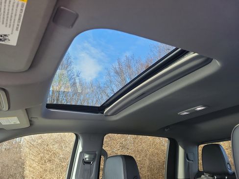 Used 2024 GMC Sierra 3500 Denali w/ Denali Reserve Package image 15