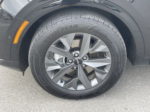 Certified 2025 Kia Sportage SX Prestige image 11