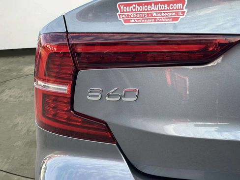 Used 2019 Volvo S60 T6 Momentum w/ Multimedia Package AWD/4WD image 38