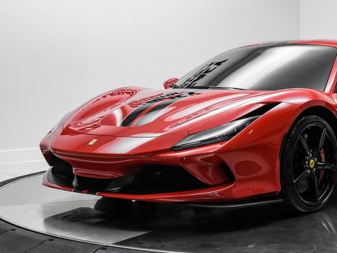 Used 2020 Ferrari F8 Tributo RWD image 2
