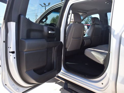 Used 2019 Chevrolet Silverado 1500 LT image 12