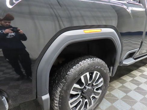 Used 2024 GMC Sierra 3500 Denali Ultimate image 36